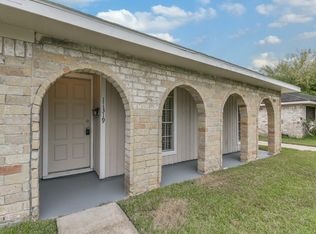 11319 Sageking Dr, Houston, TX 77089