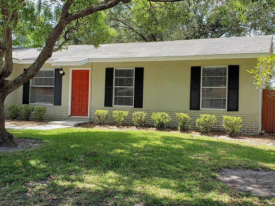 1st image of 2529 Martha Ln