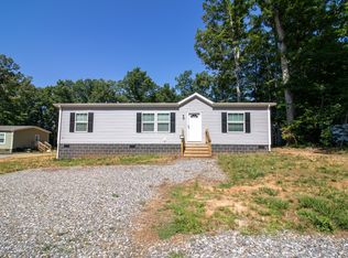 1422 Tollhouse Hwy, Drakes Branch, VA 23937