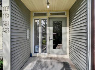 117 Ski Ct, Madison, WI 53713