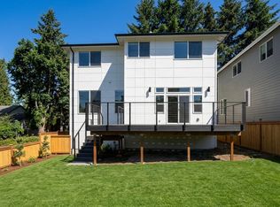 12510 84th Ave NE, Kirkland, WA 98034