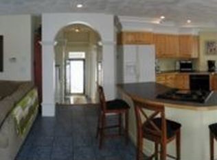 19 Elmwood St, Salisbury, MA 01952