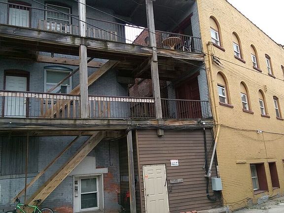 5th image of 1073 Grant St APT 08