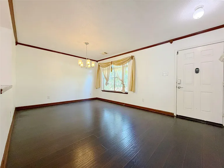 4707 Meadowthorn Ct — Photo 11