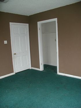 4th image of 8148 Arbor Ave
