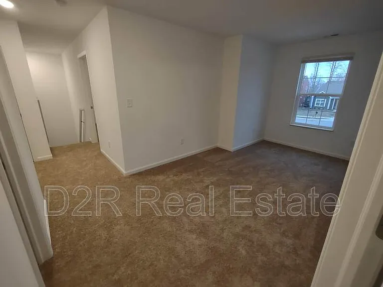 1199 Saticoy Ct — Photo 19