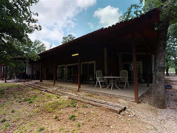 3rd image of 10551 Vernon Dr