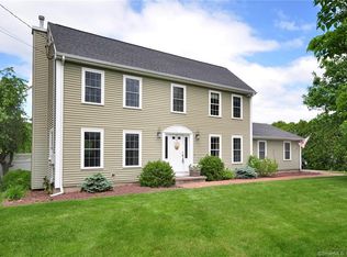 199 N Main St, East Granby, CT 06026