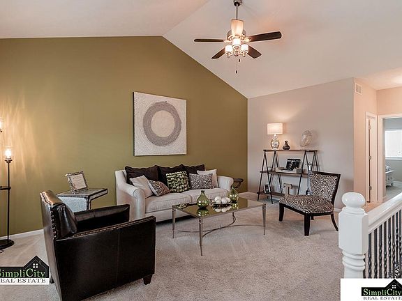 2nd image of 8126 Regent Dr