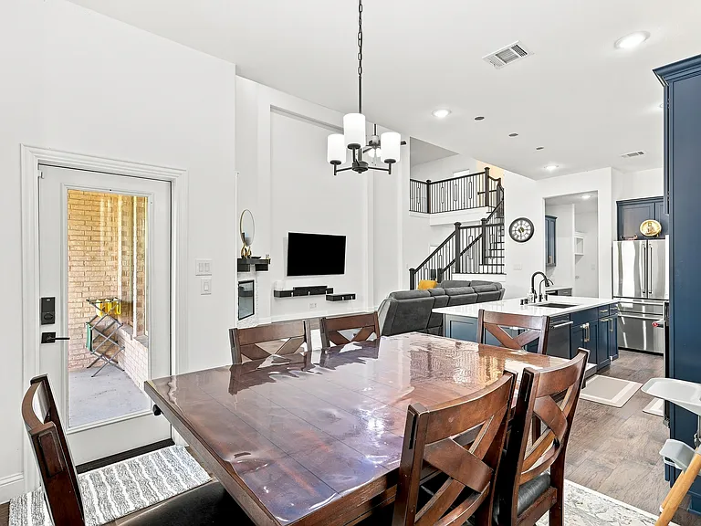1717 Canals Dr — Photo 14