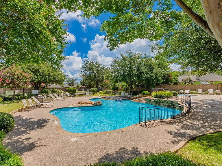 7624 Vista Creek Ln — Photo 44