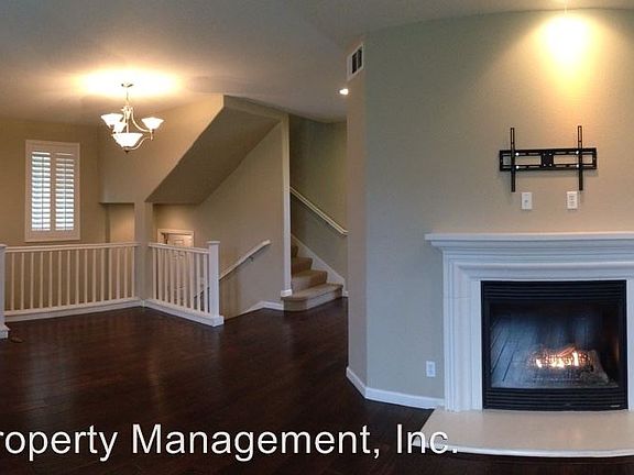 4th image of 2389 Azevedo Pkwy