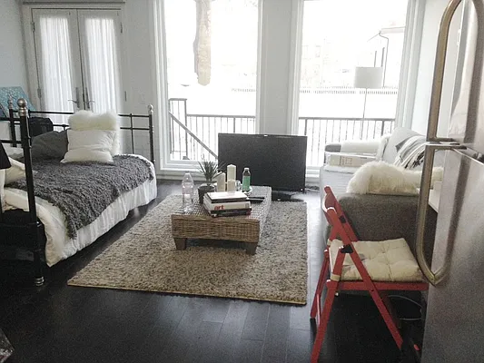 Rented by NY Space Finders Inc. | media 18