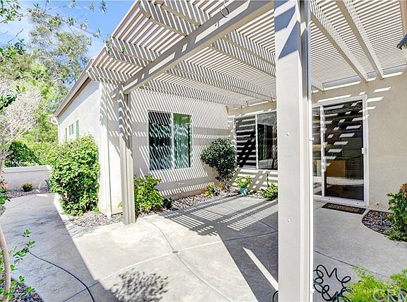 3rd image of 8140 Bay Hill Ave