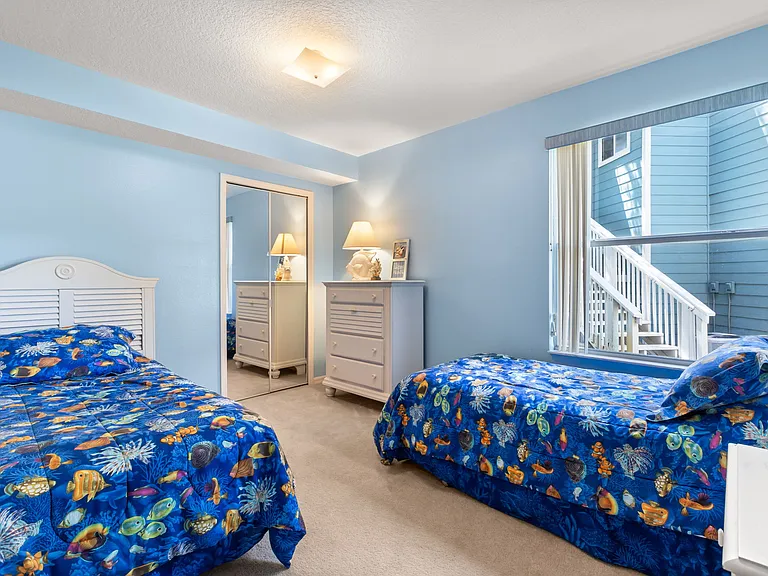 8707 Knightsbridge Ct #B — Photo 16