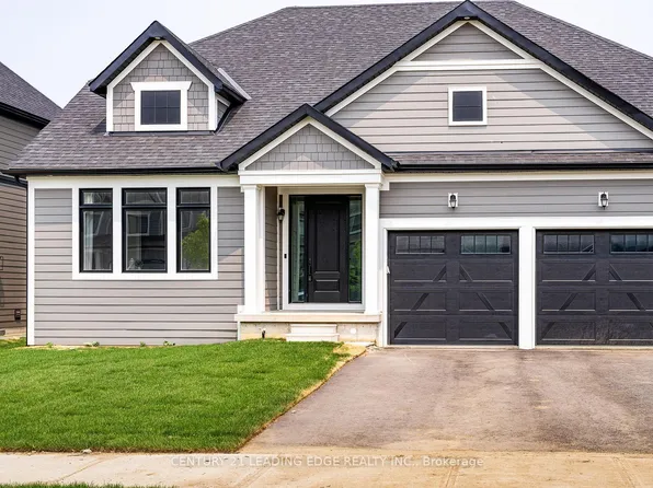102 Reed Way, The Blue Mountains, ON L9Y 4P5