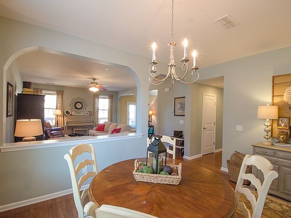 5th image of 1857 Looking Glass Ln