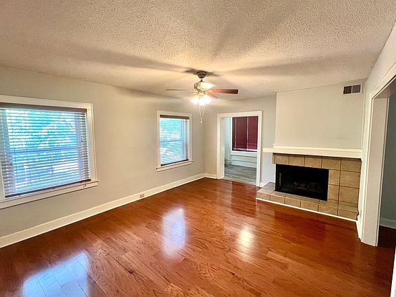 2nd image of 127-129 E 46th St #2B-1BA-1350SQFT