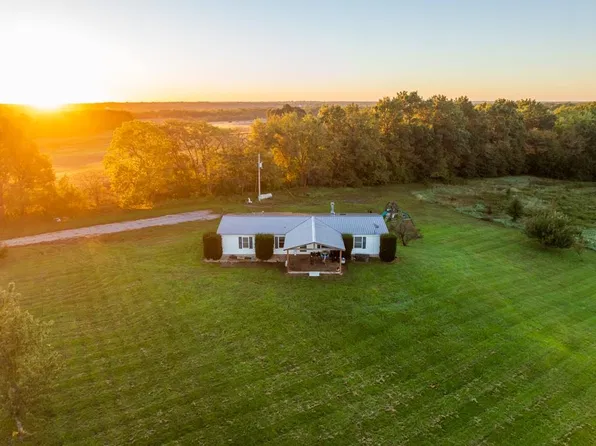 9770 NW Old Highway 36, Cameron, MO 64429