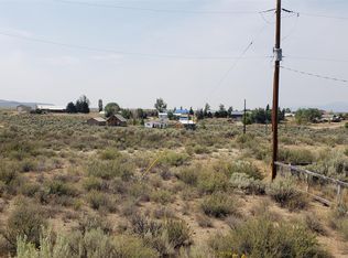 Table Dr, Shoshone, ID 83352