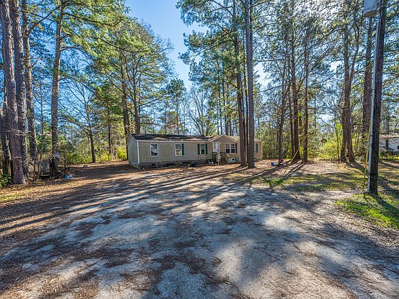 2nd image of 108 Lake Dr