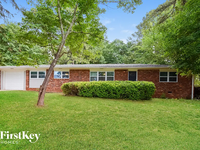 629 Bounty Dr — Photo 1