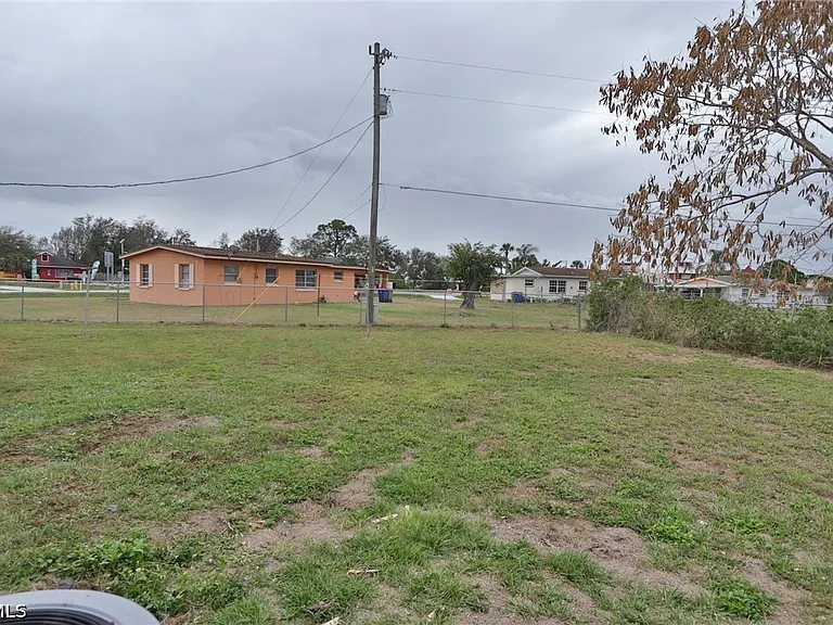 11 California Rd #B — Photo 6