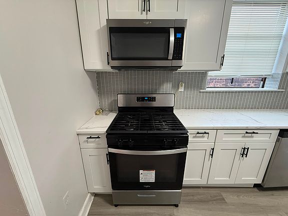 4th image of 5608 Palisade Ave #14E