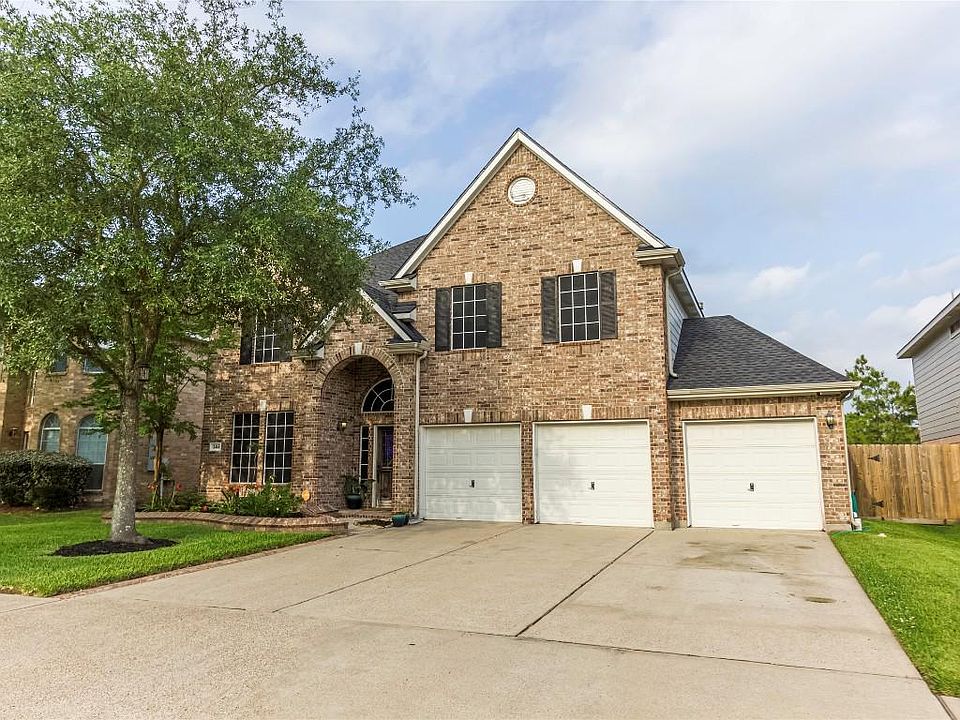1st image of 2414 Pine Lake Dr