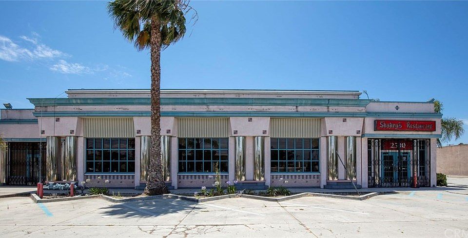 1st image of 2508 W Rosecrans Ave