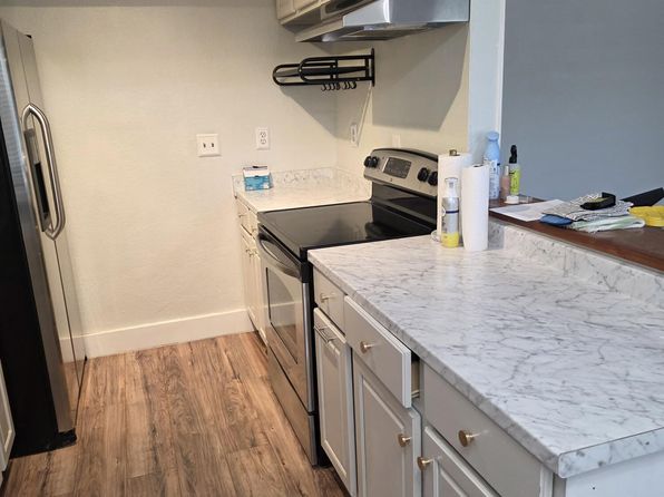 6700 Escondido Dr APT E7