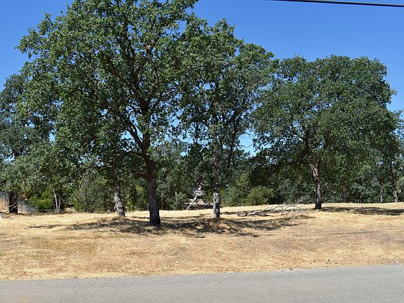 3rd image of 19615 Freshwater Dr
