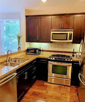 2nd image of 2349 Jefferson St Unit 203