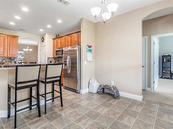 5th image of 10096 Castleberry Blvd