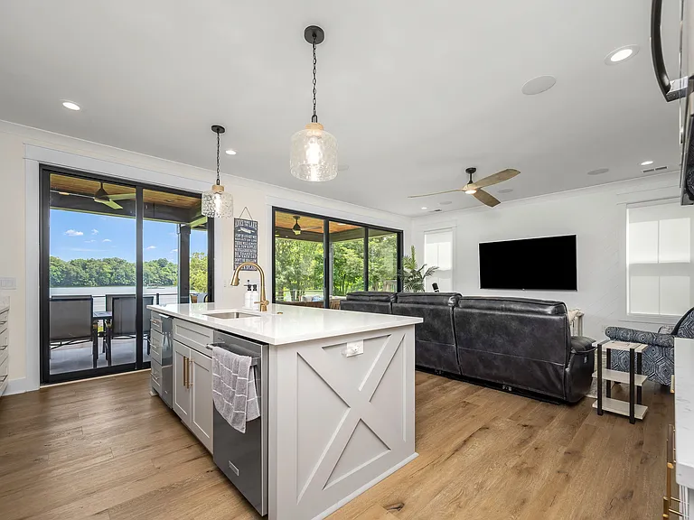 58 Barefoot Ln — Photo 100