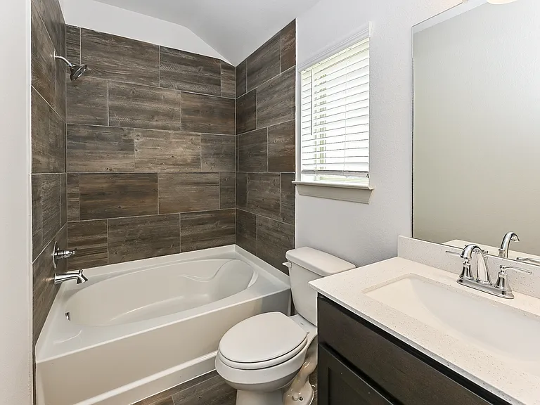 7915 Fijian Cypress Dr — Photo 14