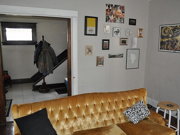 5th image of 3201 Holdrege St