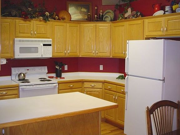 Another VIew of Kitchen