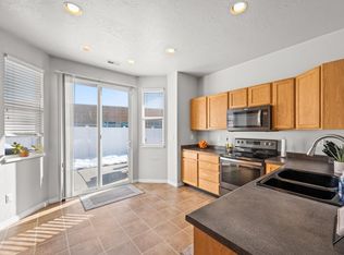 1099 W Haworth Dr, North Salt Lake, UT 84054