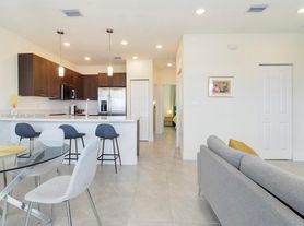 10300 NW 66th St