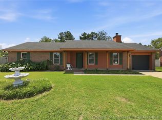 7878 Adrian Dr, Fayetteville, NC 28314