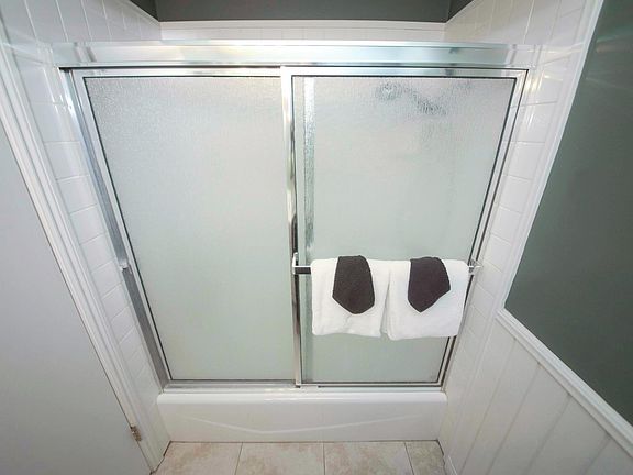5th image of 41935 Switzerland Dr APT 78