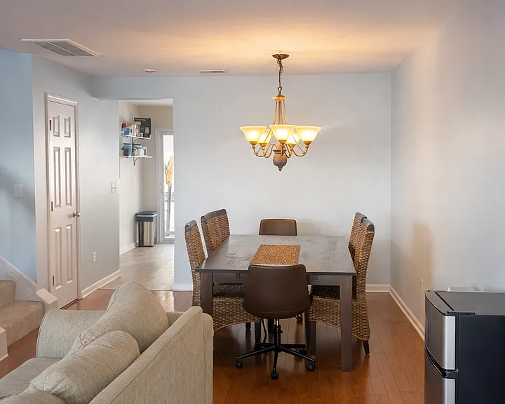 525 Candida Dr — Photo 3