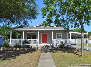 206 Hallie Cir, Seguin, TX 78155