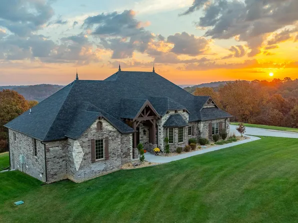 25 Vista Lane, Saddlebrooke, MO 65630