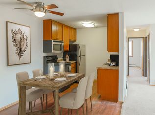 Fountain Terrace Apartments! | 2 Bedrooms Available! (New Brighton, MN), Saint Paul, MN 55112