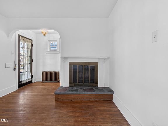 4th image of 1418 Garner Avenue