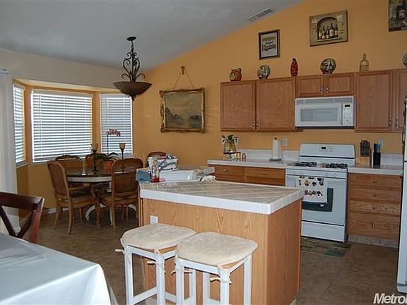 5th image of 2543 Tecumseh Ln