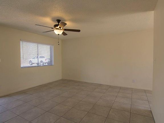5th image of 2509 W Belmont Ave APT 3
