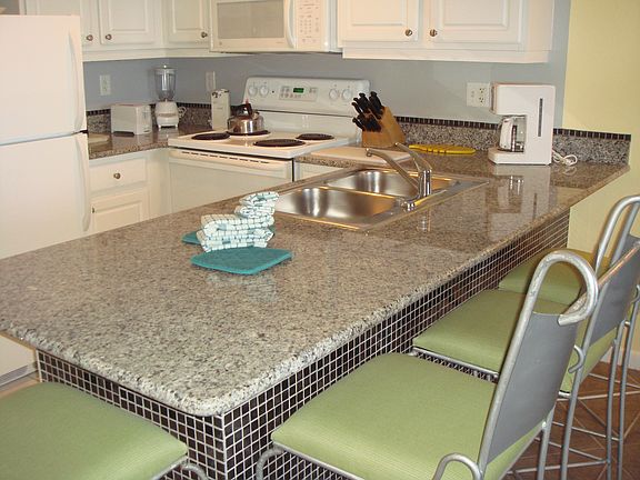 4th image of 300 N Atlantic Ave